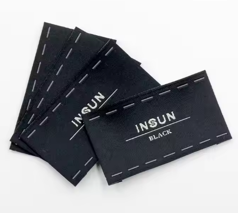 Factory Wholesale Custom Luxury Clothing Hang Tag Die Cut Garment Swing Tags Clothes Custom Brand Hang Tag for Clothes Labels Factory Wholesale Custom Luxury Clothing Hang Tag Die Cut Garment Swing Tags Clothes Custom Brand Hang Tag for Clothes Labels