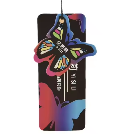 White Card Paper Hangtag New Design Custom Offset Printing Die Cut Logo Hang Tags for Clothing