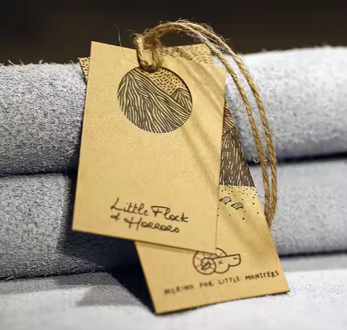 Wholesale Luxury Custom Logo Embossed Clothing Hang Tag Thick Paper Garment Hang Tag White Square Swing Tags