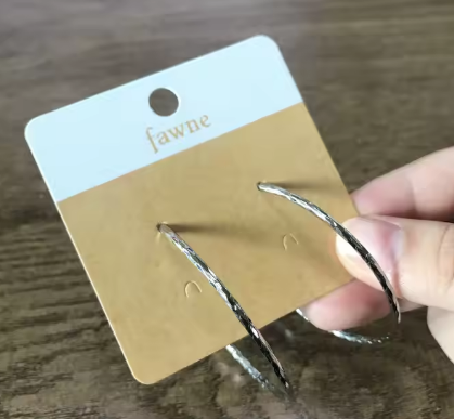 Labels Foil Garment Tags Custom Logo Tag White Swing Ticket Gold Foil Stamping Logo Hang Tag for Jeans and Clothing